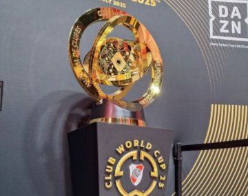 El trofeo del Mundial de Clubes está en River: cuándo estará en la cancha de Boca