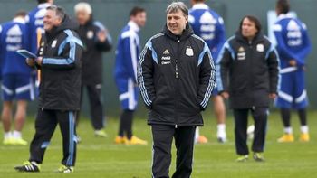 El cuerpo técnico reclama una suma superior a los tres millones de dólares El cuerpo técnico reclama una suma superior a los tres millones de dólares