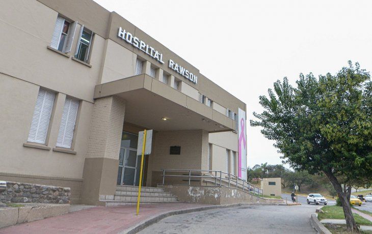 Alarma por brote de Ómicron en un hospital de Córdoba: se contagiaron 10 médicos