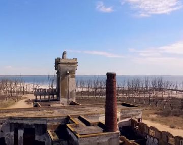 La ciudad bajo el agua filmada desde un drone
