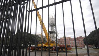 por orden de la justicia, no se movera el monumento a colon por orden de la justicia, no se movera el monumento a colon