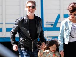 Griselda Siciliani y Adrián Suar junto a Margarita. Griselda Siciliani y Adrián Suar junto a Margarita.