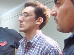 fue condenado por doble femicidio y ahora prendio fuego a su novia fue condenado por doble femicidio y ahora prendio fuego a su novia