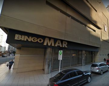 Este es el bingo donde la mujer agredió al policía