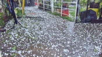 llueve y graniza en capital federal y en varias localidades del conurbano llueve y graniza en capital federal y en varias localidades del conurbano