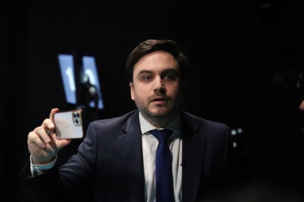 La insólita queja de Ramiro Marra sobre amamantar en la vía pública: ¿Y a vos qué carajo te importa?