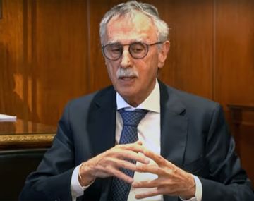 Ministro Mario Lugones.