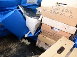 Archivos de DD.HH hallado bajo el agua en el Ministerio de Defensa