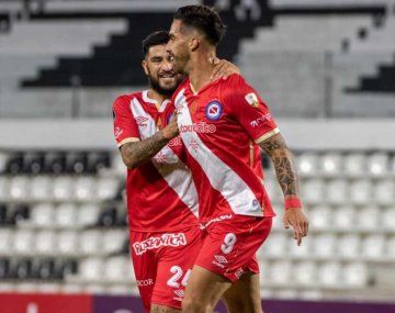 Boca va en busca de un 9 para reforzar el equipo