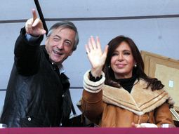 Nestorcristinasantacruz_dyn