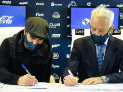 Lisandro López firmó su regreso a Racing