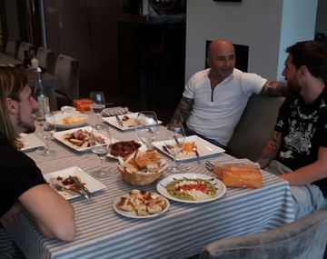 Sampaoli, Messi y Beccacece - Crédito:&nbsp;@Argentina