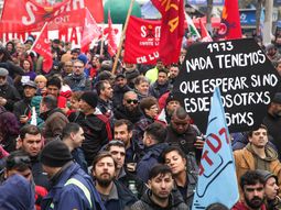 El PIT-CNT convocó a los trabajadores a un paro general parcial. El PIT-CNT convocó a los trabajadores a un paro general parcial.