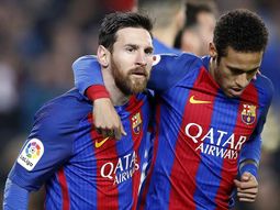 Messi y Neymar con la camiseta de Barcelona Messi y Neymar con la camiseta de Barcelona