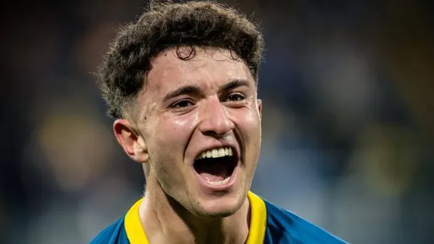 Rosario Central le ganó un partidazo a Argentinos y manda en la Zona B