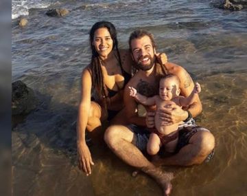 Stella Souza, Hugo Pereira y su bebé de 7 meses murieron tras el derrumbe de una playa en Brasil.