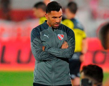 Tevez se va de Independiente