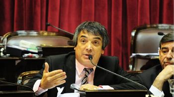 massa se reunira con artaza y sigue presionando sobre el frente unen massa se reunira con artaza y sigue presionando sobre el frente unen