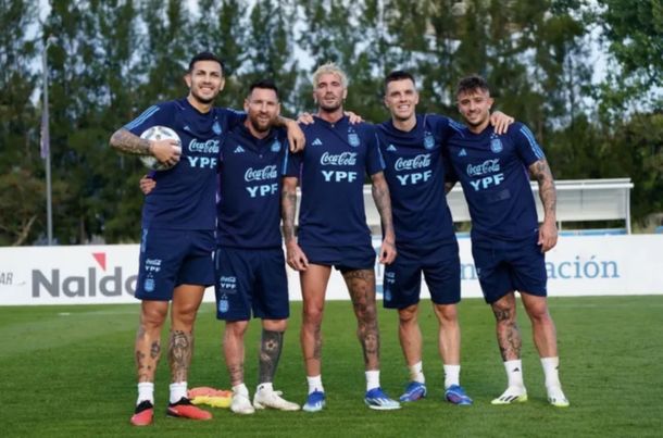 Exjugador de la Selección Argentina recibió cánticos en contra de los hinchas de su equipo