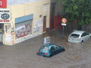 La Plata quedó colapsada por una réplica del temporal