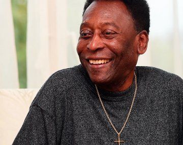 Internaron a Pelé