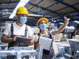 Empresa paga bono millonario a sus empleados: cuál es