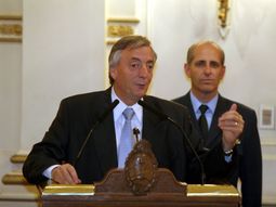 Kirchnerpapaleras_dyn