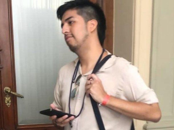 El fundador de Revolución Federal reveló quién lo invitó a presenciar el debate en Diputados