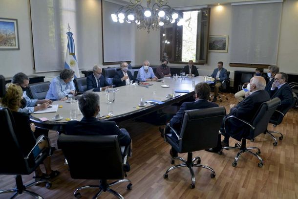 El Gobierno deja sin efecto el límite de exportación de maíz por el que parte del campo hizo un lockout