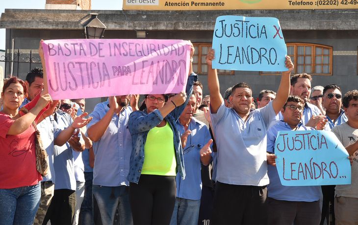 Velatorio de Leandro Alcaraz, el colectivero de la línea 620 asesinado