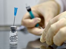 Desestiman una insólita denuncia por la compra de la vacuna rusa contra el coronavirus