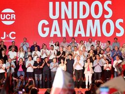Encuentro de la UCR a 2 días de la inscripción de alianzas