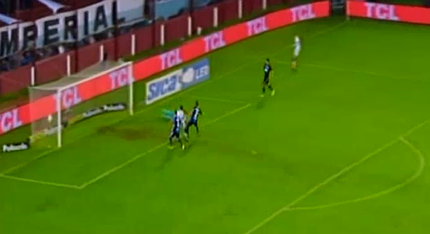El increíble gol que se perdió Ibáñez para Gimnasia ante Racing por Copa Argentina