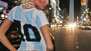 vicky xipolitakis: soy la unica mujer que excita a los gays vicky xipolitakis: soy la unica mujer que excita a los gays