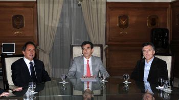 ¿randazzo, macri y scioli juntos por la tarifa del subte? ¿randazzo, macri y scioli juntos por la tarifa del subte?