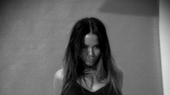 Karina está decidida a dejar el escándalo atrás Karina está decidida a dejar el escándalo atrás