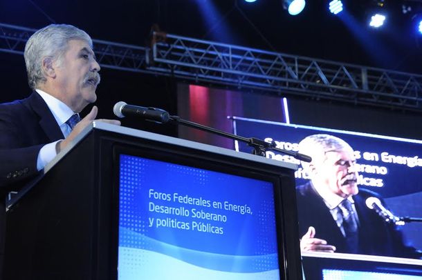 De Vido: Hay que confiar y apoyar a nuestra presidenta