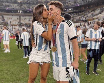 En el ojo de la tormenta: quién es la novia de Julián Álvarez