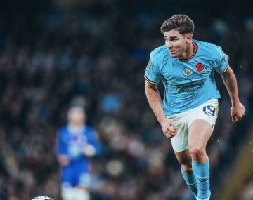 Mete presión: otro gol de Julián Álvarez a días del Mundial