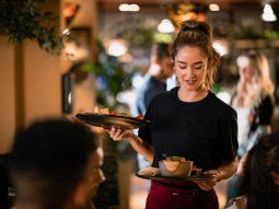 Se complica la atención a turistas en Mar del Plata: 4 mil trabajadores gastronómicos y hoteleros aislados