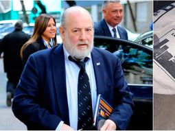 Arrojaron un artefacto en la casa del juez Claudio Bonadio