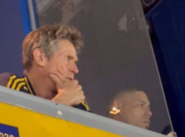 Willem Dafoe, el Duende Verde de Spider-Man, estuvo en La Bombonera con la camiseta de Boca