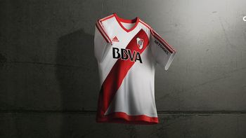 conoce la camiseta que river estrenara este jueves conoce la camiseta que river estrenara este jueves