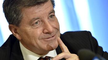 el titular de la oit aconseja no pisar los salarios el titular de la oit aconseja no pisar los salarios