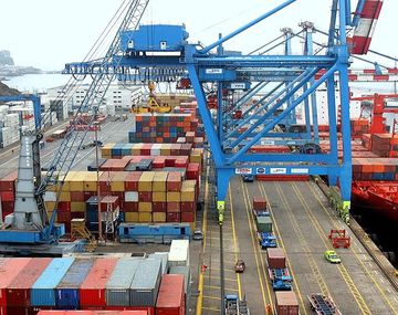 El superávit comercial cayó en septiembre