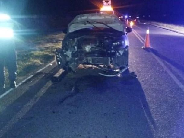 El auto quedó totalmente destrozado El auto quedó totalmente destrozado