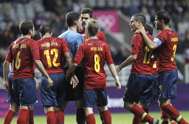 España eliminada; Brasil y Japón a cuartos