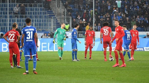 VIDEO: La protesta de los jugadores del Hoffenheim y el Bayern