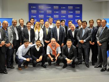 Balotaje: Daniel Scioli recibió el respaldo de intendentes bonaerenses