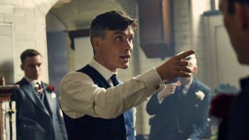 la epica de peaky blinders esta de vuelta: netflix lanzo el primer adelanto la epica de peaky blinders esta de vuelta: netflix lanzo el primer adelanto
